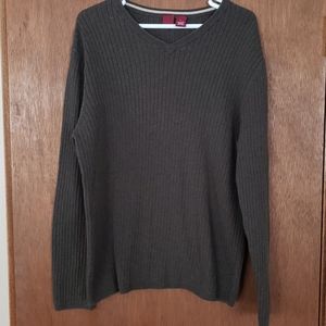 Mens army green sweater